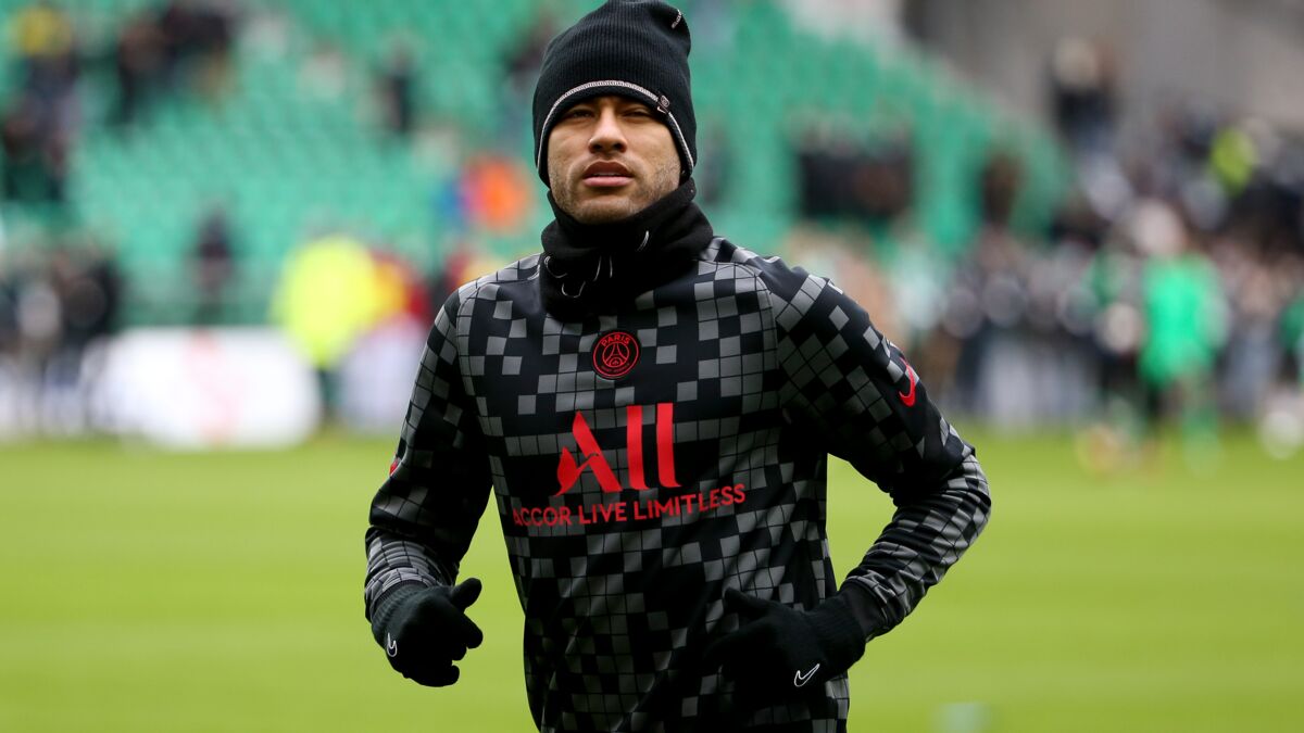 neymar resumed